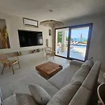 Ostanak kod kuće Darya - In A
