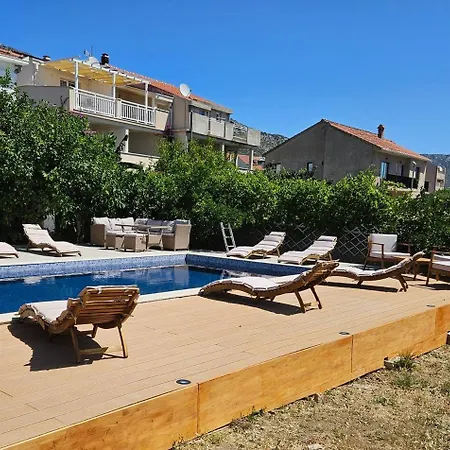 Darya - In A Ostanak kod kuće *